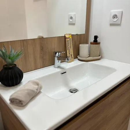 Appartement Le Mamcosy - Porte De Geneve - Pied Gare - Hyper Centre - New Eco-quartier Annemasse